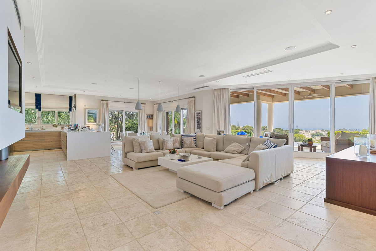 5 Bedroom Detached Villa in La Quinta