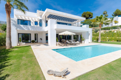 6 Bedroom Detached Villa in Nueva Andalucía