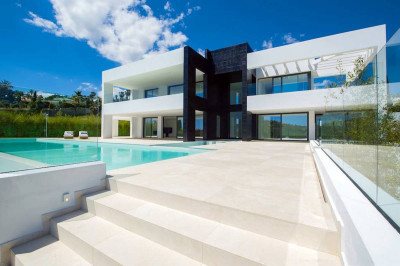 5 Bedroom Detached Villa in Nueva Andalucía